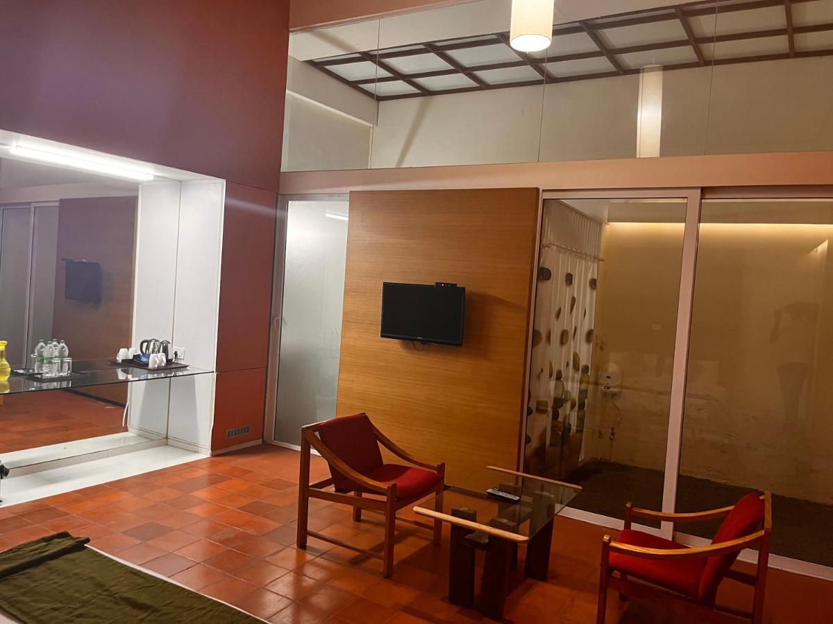 Presidency Artotel, Kochi Dış mekan fotoğraf