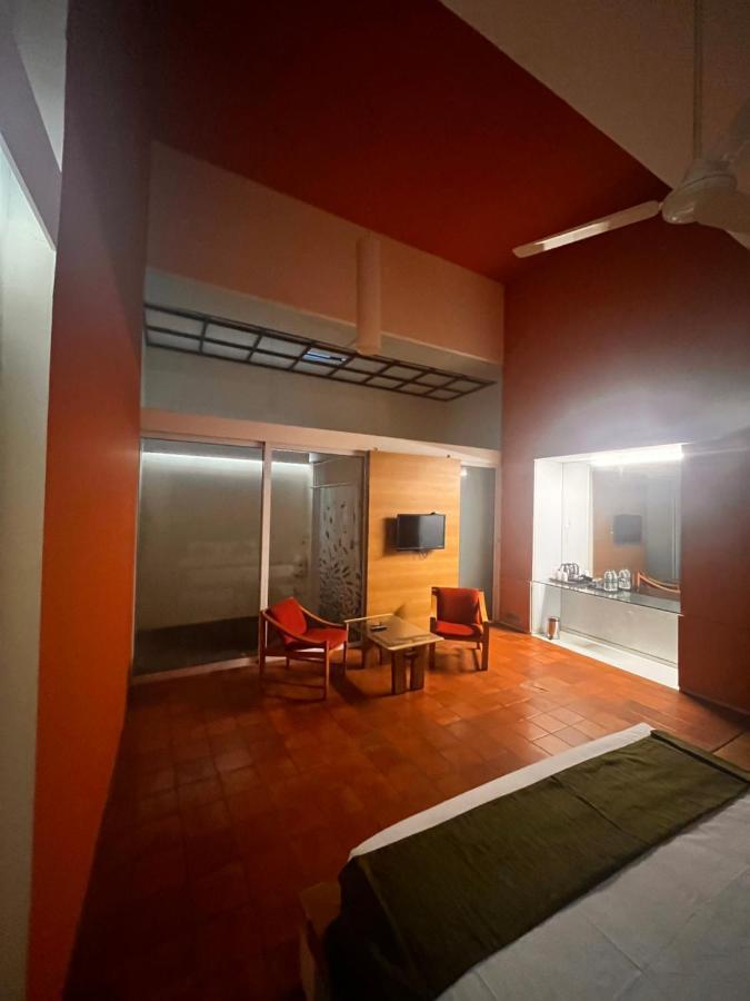 Presidency Artotel, Kochi Dış mekan fotoğraf