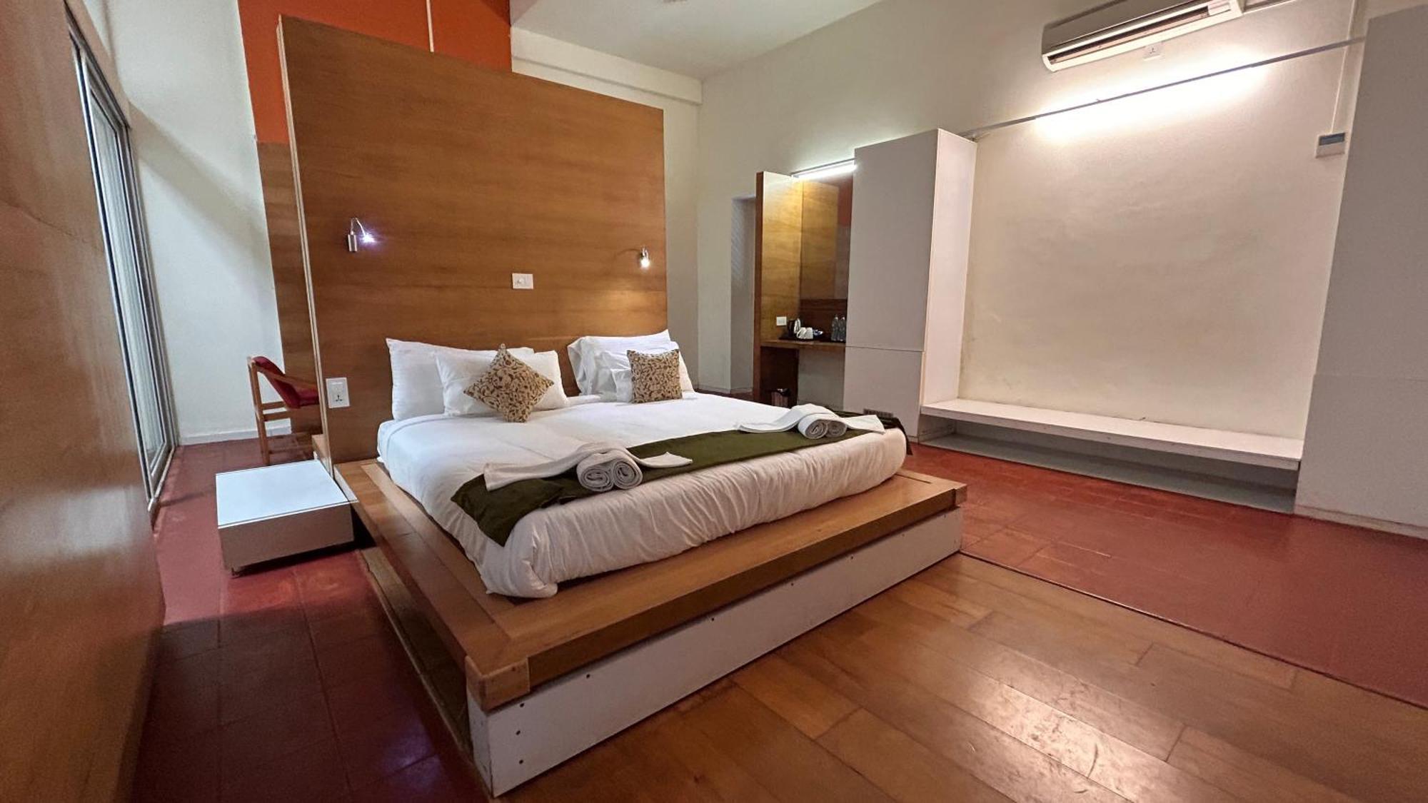 Presidency Artotel, Kochi Dış mekan fotoğraf